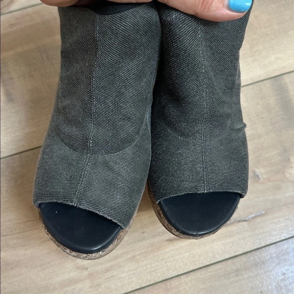 Stuart Weitzman good has